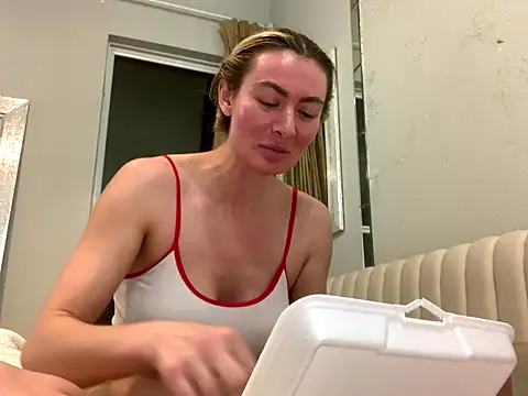 Alyssa_rhoades live sex cam