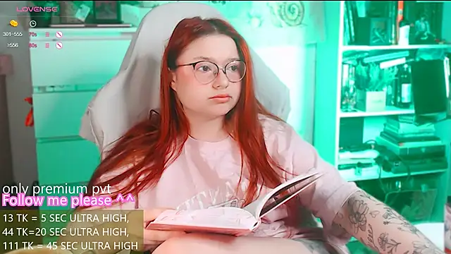 me__hanna's cam snapshot