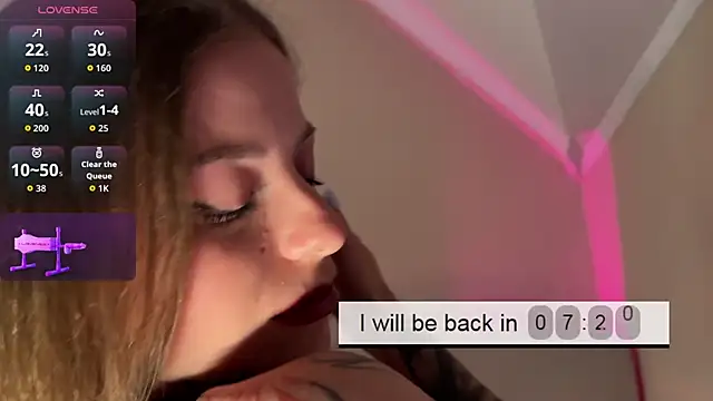 Naomi_Urban's cam snapshot