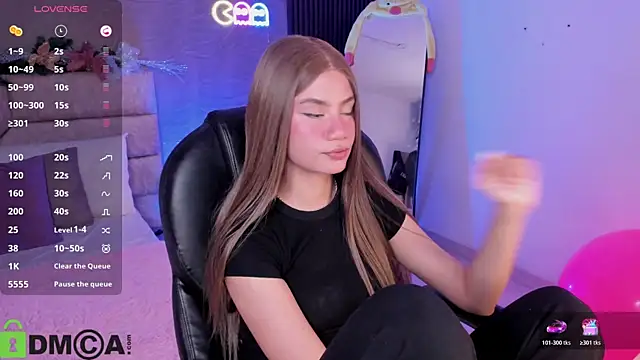 Arinextdoor's cam snapshot