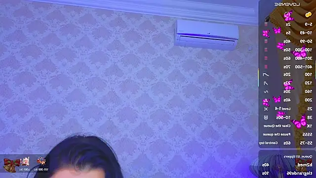 KitnissKiss live sex cam