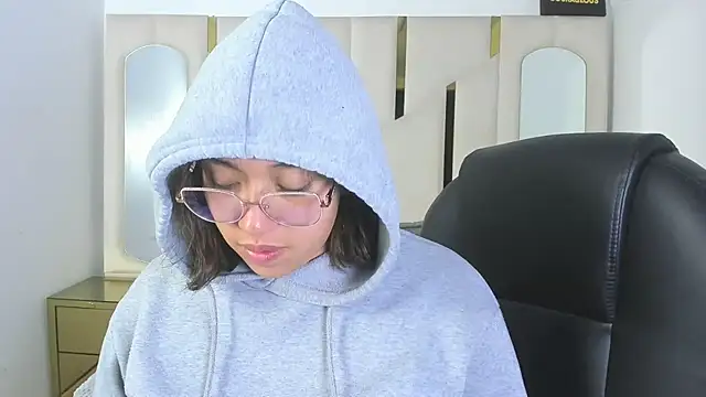 IsabellRodriguez18's cam snapshot