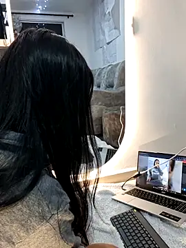 lila_queen_'s cam snapshot