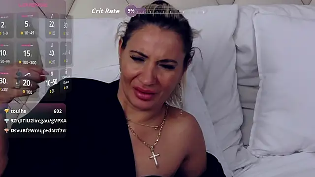 GinaBear live sex cam