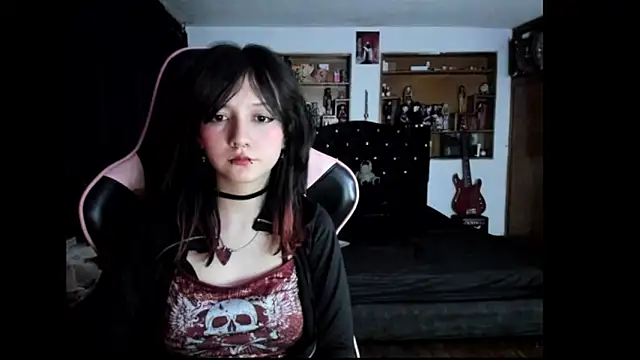 Maki_Zein_'s cam snapshot