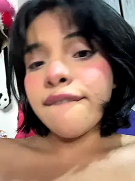 Ada_sienn live sex cam