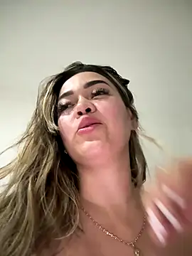 Danielavegax live sex cam