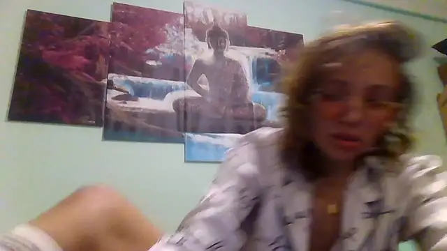 loveryvicky's cam snapshot