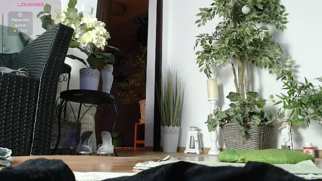 Squirtmania's cam snapshot