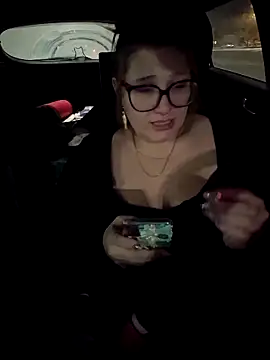 wildyoungNhorny's cam snapshot