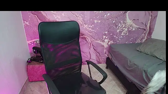 crespa_latin's cam snapshot