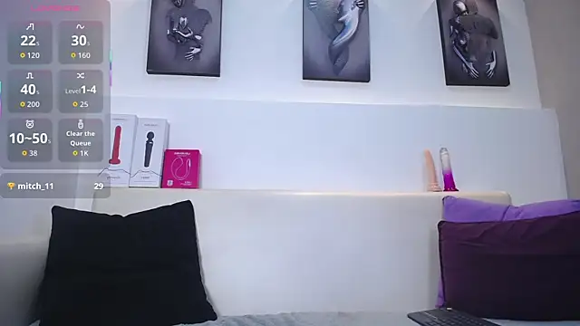 Harmony_Hills live sex cam