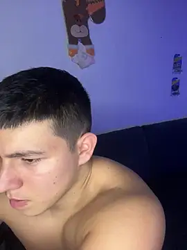 JamesCr_ live sex cam