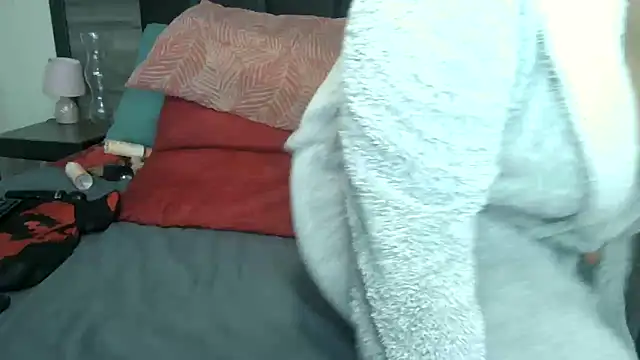 BigButt-MomJ75 live sex cam