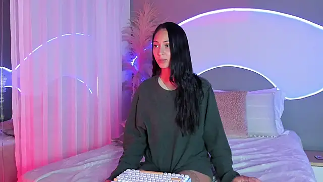 Elizabeth_clark_'s cam snapshot