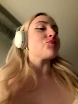 seeunexttuesday's cam snapshot