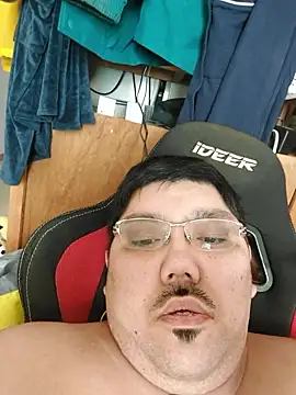 zeusu0095 live sex cam