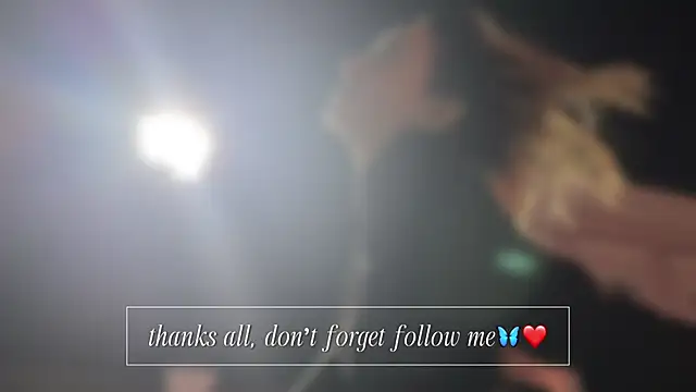 EmelyBenz live sex cam