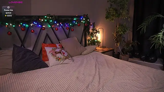 LindaThacker live sex cam