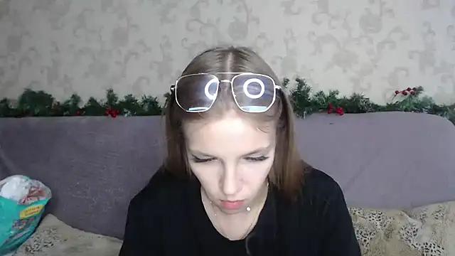 HitGyrl's cam snapshot