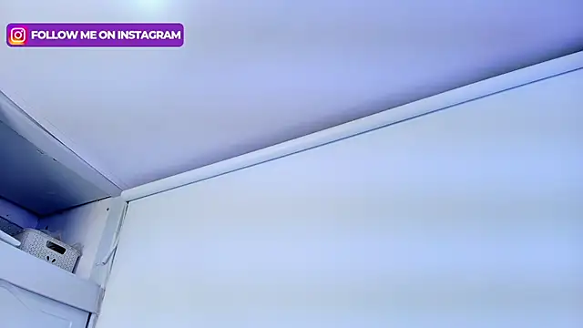 Emma_monserrat's cam snapshot