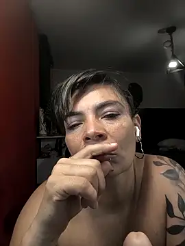 charlotedoll's cam snapshot