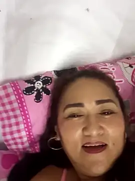 linda_luna29's cam snapshot