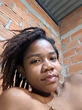 Luciia_cute live sex cam