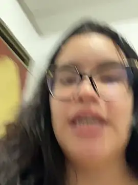 Emily_Taylor2's cam snapshot