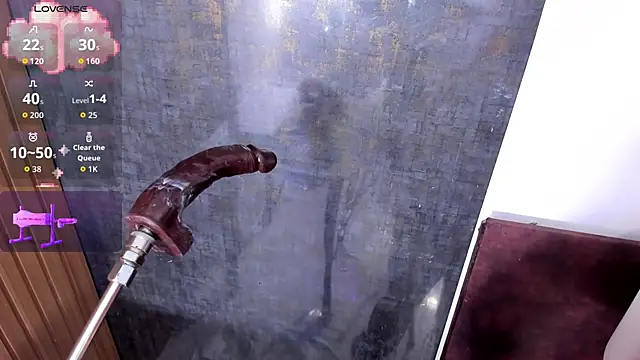 alana_glasses's cam snapshot