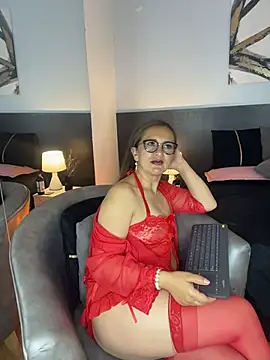 ViennaMilf's cam snapshot