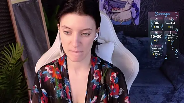 roxy_riot_'s cam snapshot