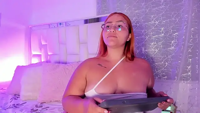 LeahxBarker's cam snapshot