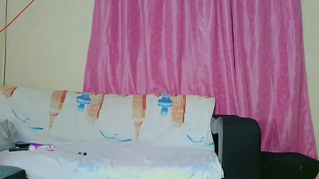 joyshe__vergara's cam snapshot