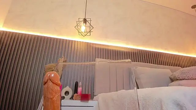 PAULETEJOHNSON's cam snapshot