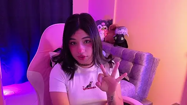 bonnieTaylor1 live sex cam