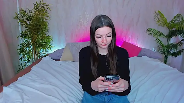 Alic_Fox's cam snapshot