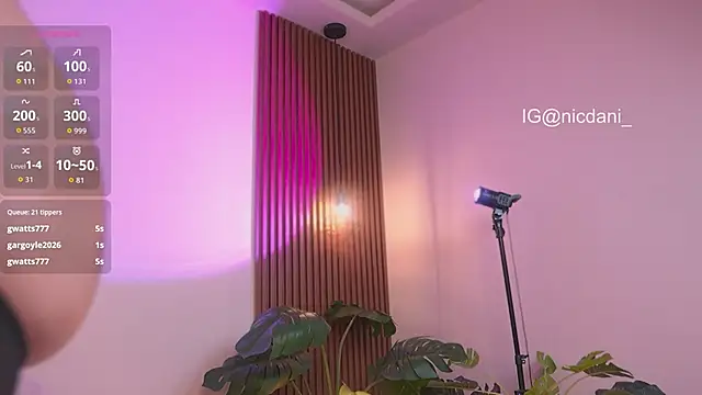 nicdani_1 live sex cam