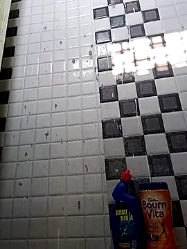 Hotty-Nidhi's cam snapshot