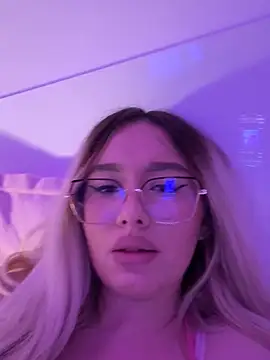 mollyxxx live sex cam