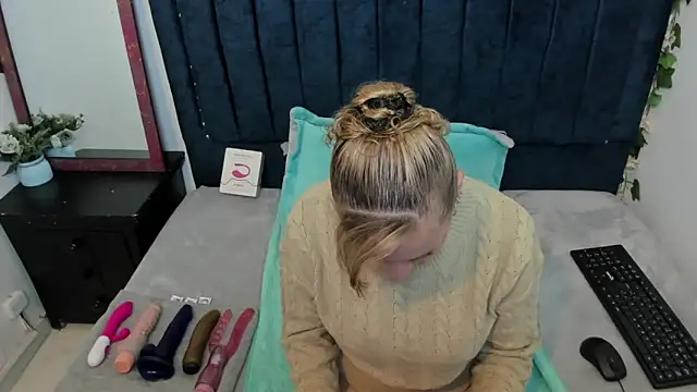 alaha_evans's cam snapshot