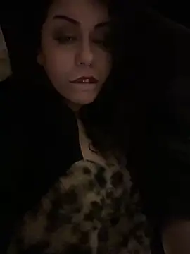 holyeroticss live sex cam