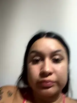 Pretty_Isadora's cam snapshot