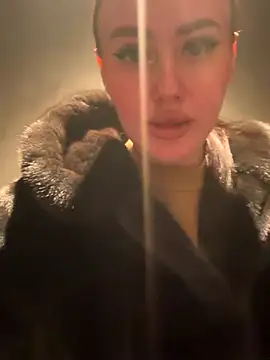 KiraSunshine's cam snapshot