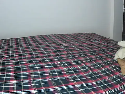 Punjab_kudi's cam snapshot