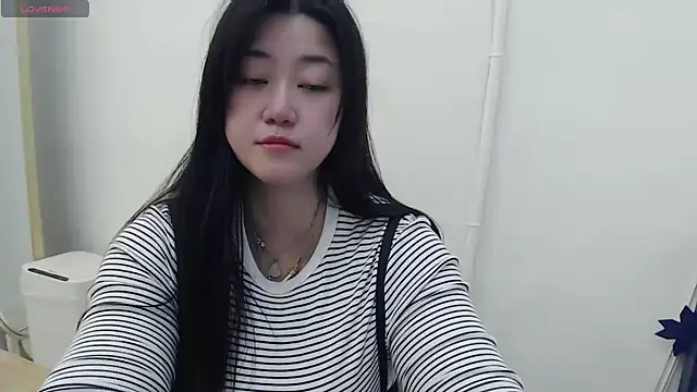 minnie9009 live sex cam