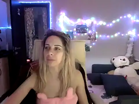 Getera_Cass's cam snapshot