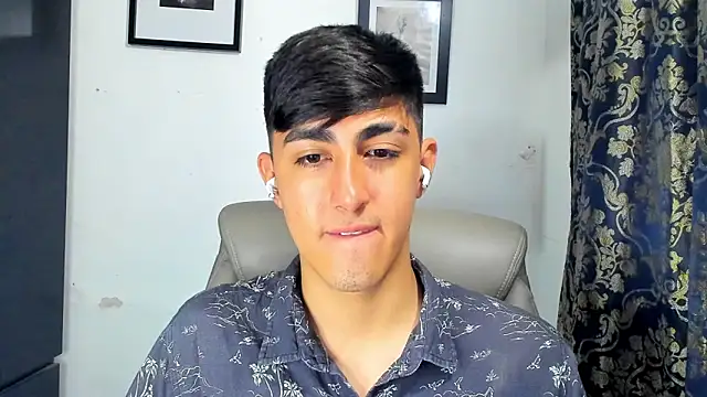 babymaik live sex cam