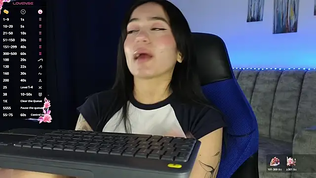 ZaraDames_'s cam snapshot