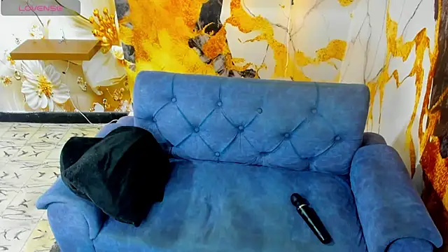 Blair_and_Chuck's cam snapshot